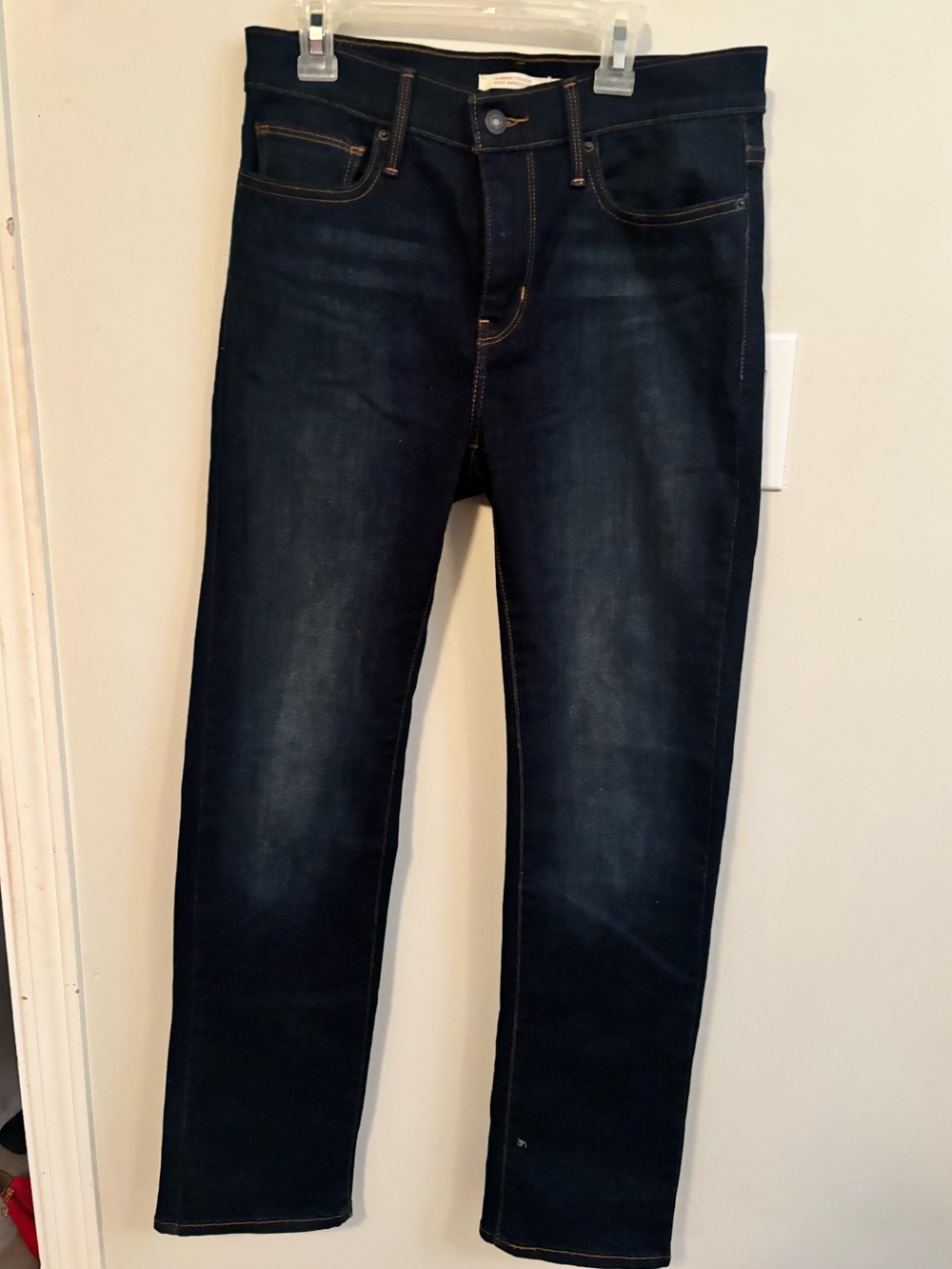 Levi's Women's Straight Dark Blue Jeans